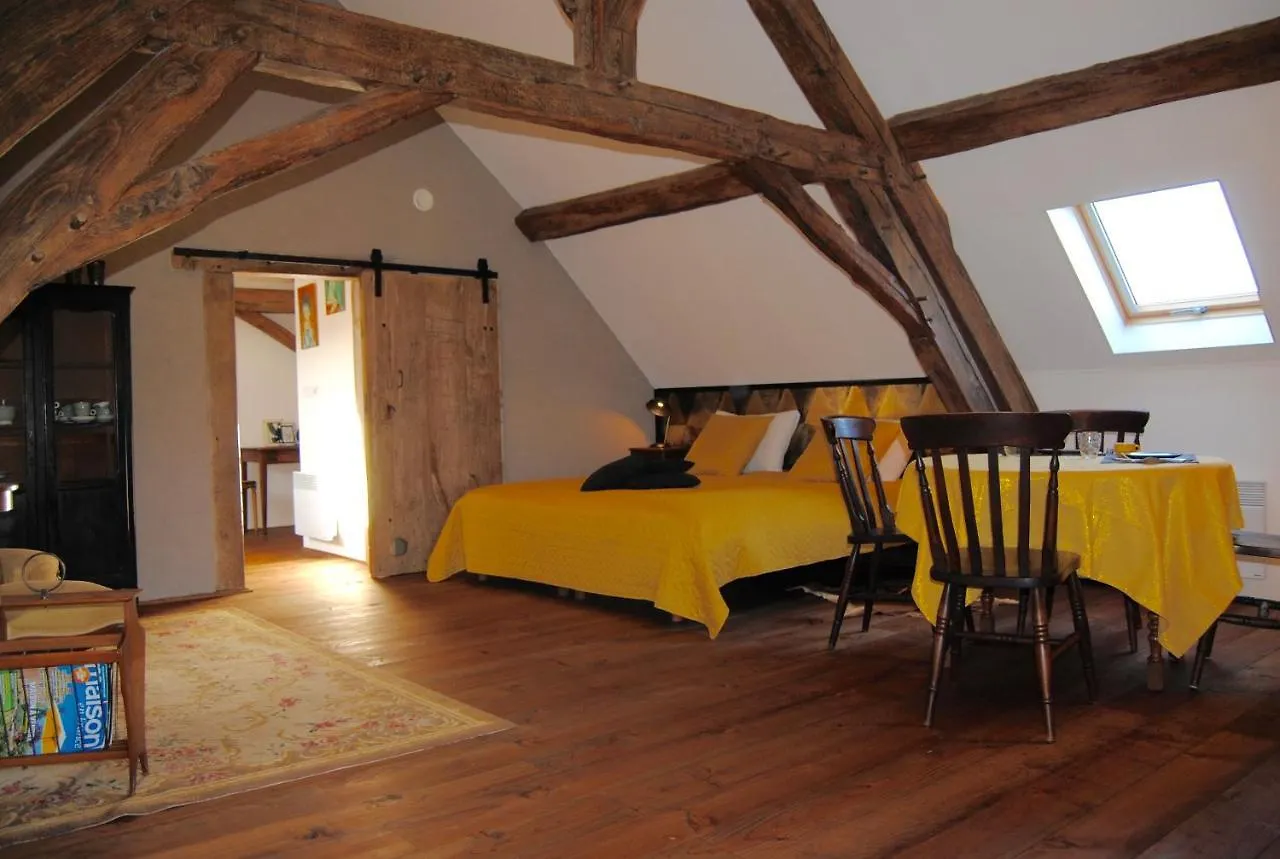 Couette-café Bed and Breakfast Domaine Les Grands Pérons à Hérisson