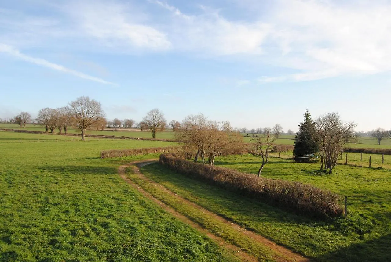 Chambres D'Hotes Domaine Les Grands Perons Herisson 0*,