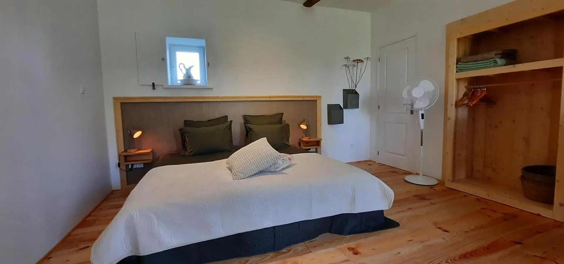 Bed & Breakfast Chambres D'Hotes Domaine Les Grands Perons Herisson France